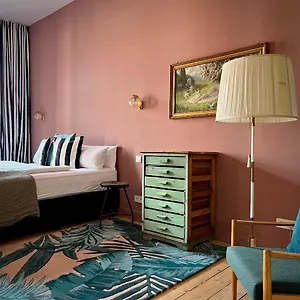 Brilliant Apartment